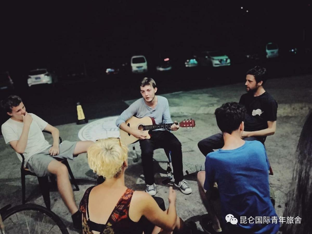 Kunlun International Youth Hostel Huangshan City Tunxi Bagian luar foto